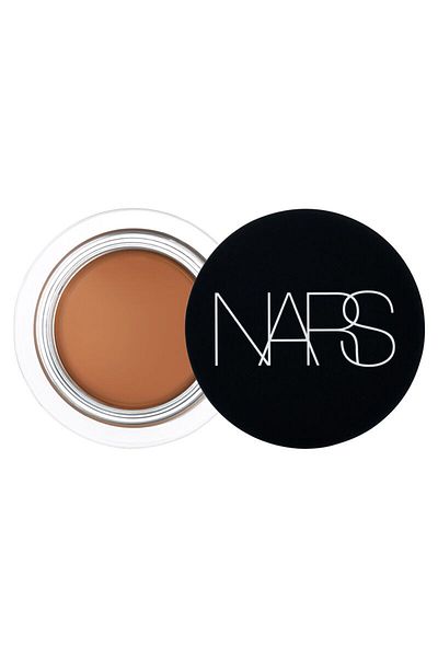 Nars SOFT MAT HIGH CONCEALER with Hyaluronic Acid and Vitamins A, C and E