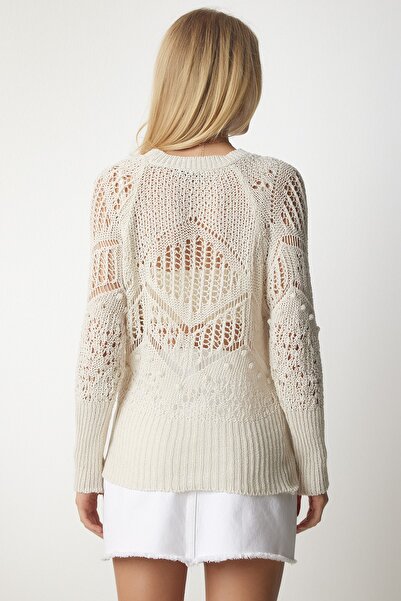 Happiness İstanbul Pulover de damă din tricot curbat cu textura crem NV00063