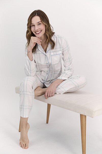 Arnetta Kadın Açık Mavi Çizgili Uzun Kol Düğmeli Ekoseli Gömlek Pijama Takım