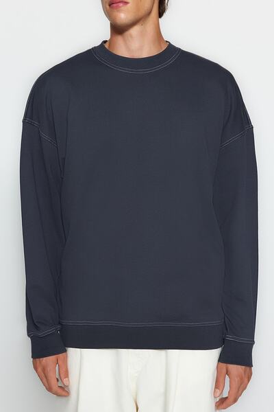 Trendyol Collection Anthracitová oversize mikina Crew Neck – kontrastní prošívání Tmnaw24Sw00011