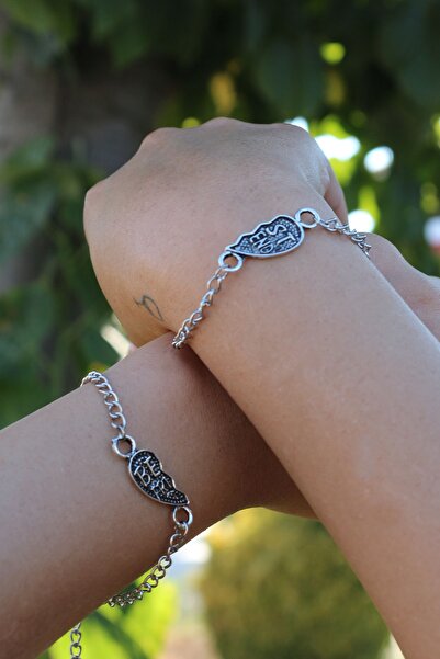 Dukkanka سوار أفضل الأصدقاء بنصف قلب