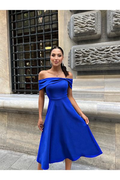 elbisenvarmı Rochie midi cu guler Madonna