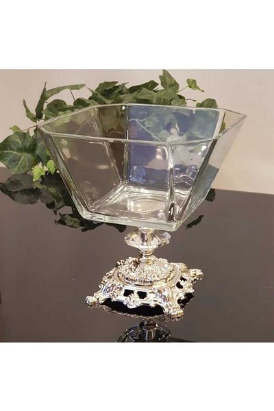 Decores Home Center Silver Cast Metal Foot Service and Presentation Cup