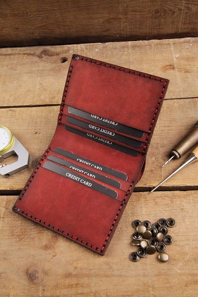 New Coast Leather 1900's Мъжки портфейл от естествена кожа, 100% ръчно изработен, червен