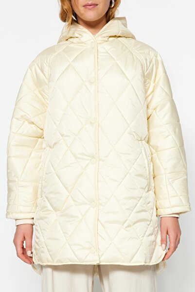 Trendyol Collection Water Repellent Ecru Oversize Door Coat Quilted Twoaw22Mo0024