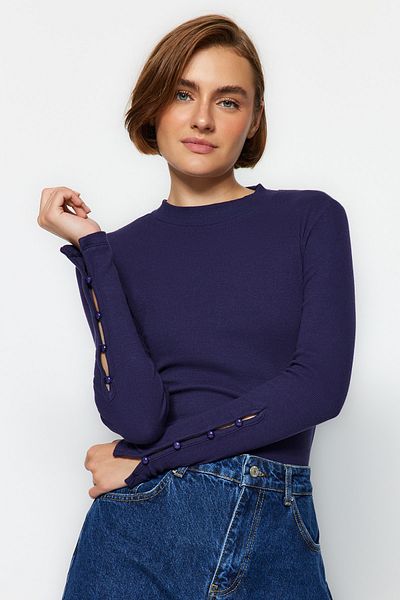 Trendyol Collection Sötétkék gombos, bordázott állógallér, illeszkedő pamut sztreccs kötött blúz TWOAW24BZ00273
