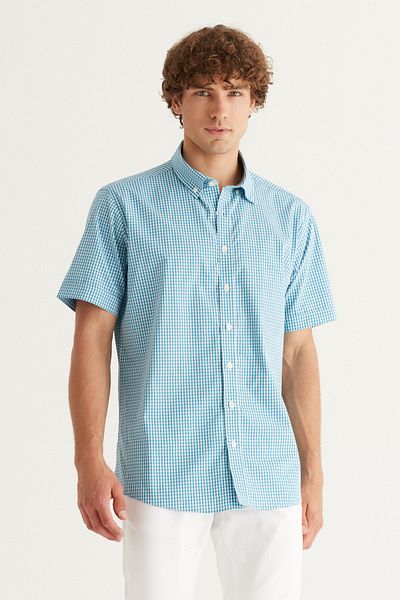 AC&Co / Altınyıldız Classics Weiß-türkises Comfort-Fit-Herrenhemd mit entspanntem Schnitt und Knopfkragen aus 100 % Baumwolle mit Gingham-Karomuster