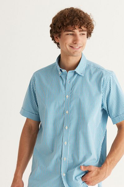 AC&Co / Altınyıldız Classics Weiß-türkises Comfort-Fit-Herrenhemd mit entspanntem Schnitt und Knopfkragen aus 100 % Baumwolle mit Gingham-Karomuster