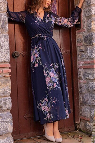 sarebutik فستان شيفون بطبعة زهور وياقة مزدوجة الصدر مقاس كبير باللون الأزرق ا...