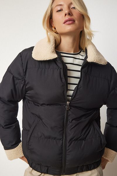 Happiness İstanbul Schwarze Pufferjacke mit Plüschdetail für Damen, VP00004