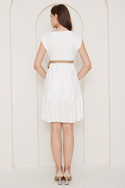 bayansepeti Podšitá pružná látka Dvouřadý výstřih Pásek Dárek Bílé Večerní šaty Bílé Šaty promoce 085