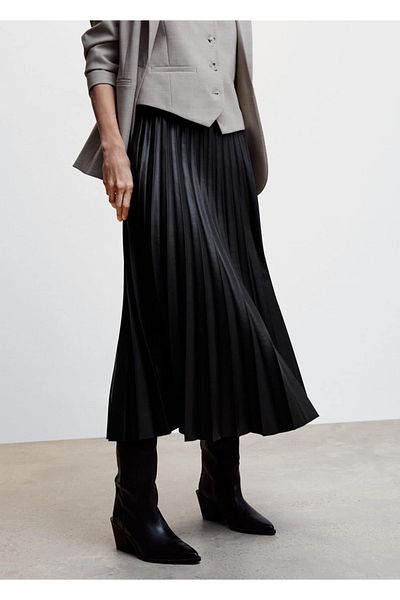 MANGO Woman Leather Look Pleated Skirt