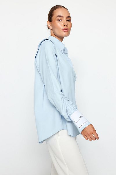 Trendyol Collection Sagaza Studio Hellblaues Popeline-Hemd - Kordelzug-Detail, gewebt TPRAW22GO1191