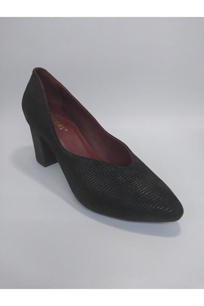 Mira Deri حذاء نسائي كاكي نوبوك على شكل حرف V كاكي داكن بكعب