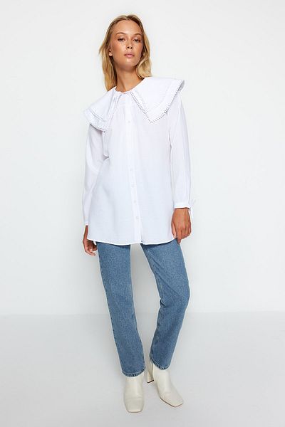 Trendyol Modest Ecru gallérral szőtt ing pompon részlettel TCTSS22GO0335