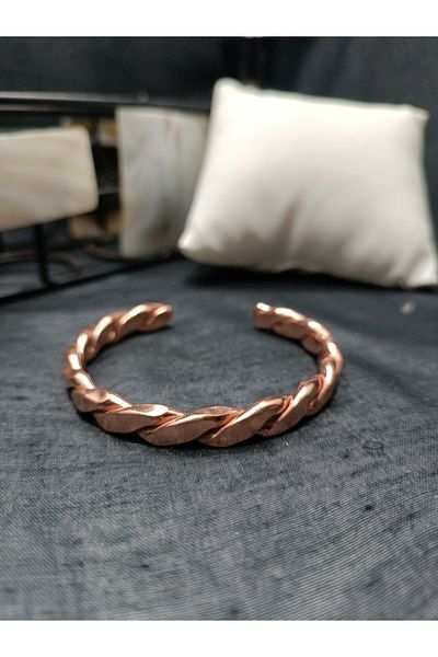 KAVELE 100% Pure Copper Thick Twisted Bracelet