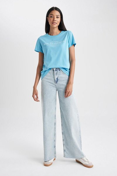 DeFacto Tricou cu mânecă scurtă imprimat cu decolteu roșu, de culoare normală B0236ax23hs