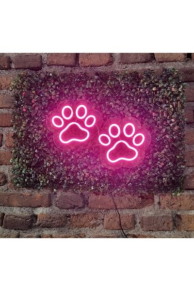 Neon إضاءة حائط نيون على أرضية العشب الاصطناعي