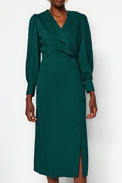 Trendyol Collection Smaragdzöld Midi, kétsoros nyakú, részletes, szövött, szövött ruha TWOAW21EL0230