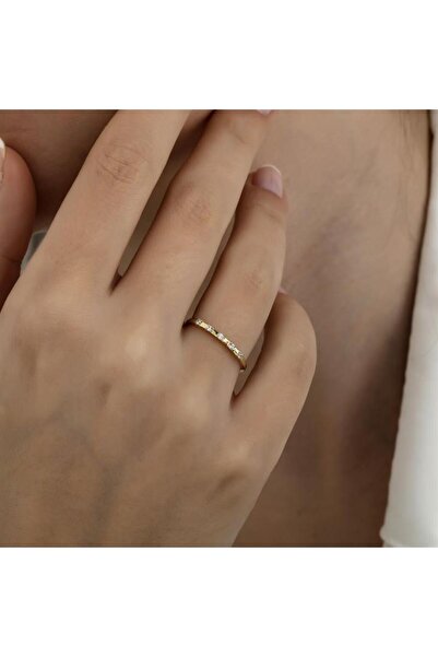 HEMS JEWELLERY 14 Ayar Altın Seri Taşlı Minimal Kombinlenebilir Yüzük