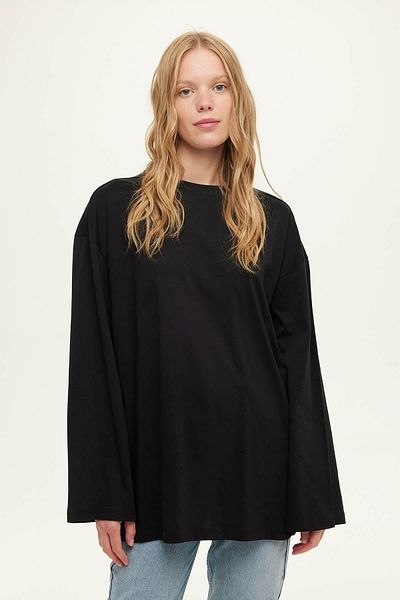 Manuka Weitärmeliges Oversize-T-Shirt in Schwarz