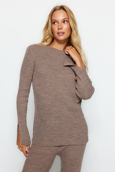 Trendyol Collection Nerzgeschlitztes Strickober- und Unterteil-Set TWOAW24AU00101