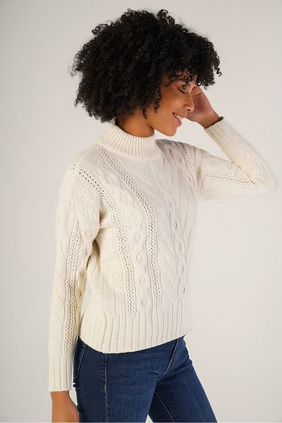 Trist Star Bone Women's Hair Braided Half Turtleneck Wool Sweater