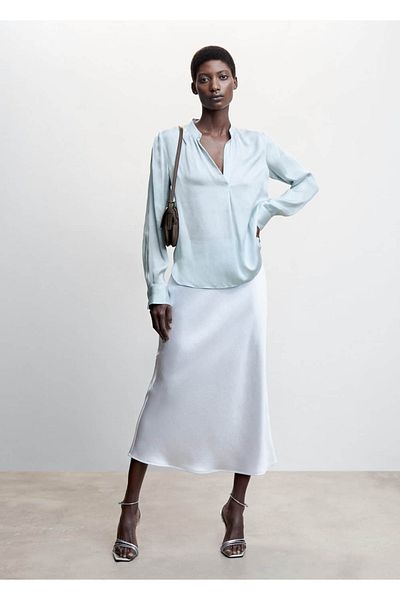 MANGO Woman Satinbluse mit Mao-Kragen