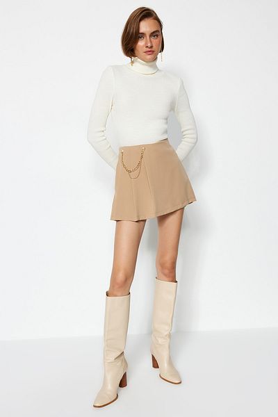 Trendyol Collection Λεπτομερής υφαντό σορτς φούστα με αλυσίδα και μπαταρία βιζόν TWOAW23SR00041