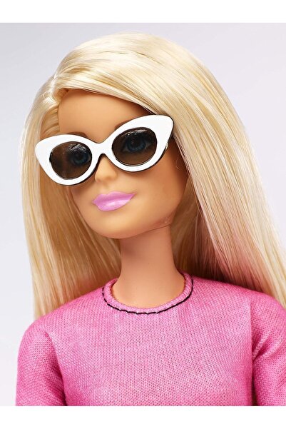 Barbie Collection Fashionistas Doll