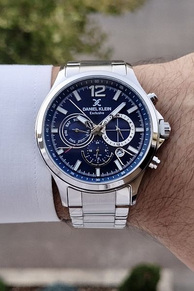 Daniel Klein Dial Dark Blue Cord Silver Color Inside Indicators Active Function Men's Wristwatch