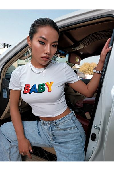 Jose Clothing Λευκό εμπριμέ γυναικείο Crop Top - Κοντό μανίκι, μπλούζα που εφαρμόζει στο σώμα