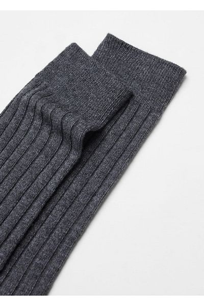 MANGO Woman Gerippte Socken