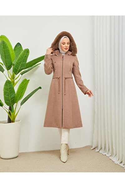 Wazze Παλτό με κορδόνια στη μέση με γούνινο κέντημα με κουκούλα και αξεσουάρ