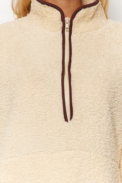 Trendyol Collection Ecru plyšová pletená sportovní mikina THMAW23SW00021