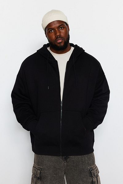 Trendyol Collection Plus Size Kapuzenpullover mit schwarzem Fleece – TMNAW24AO00003