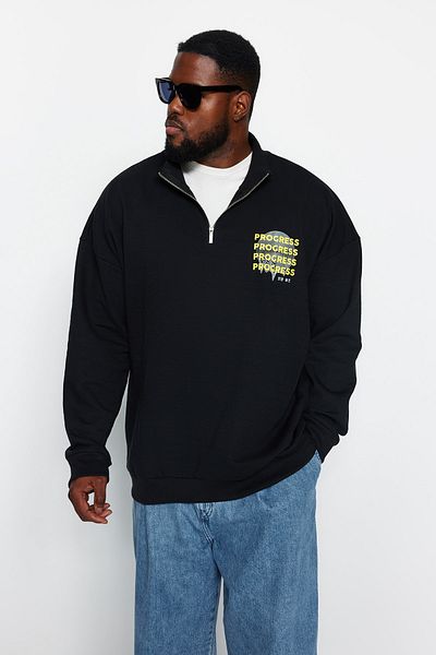 Trendyol Collection Schwarzes Oversize-Sweatshirt in Übergröße – Stehkragen, Reißverschluss, warm TMNAW24AO00005