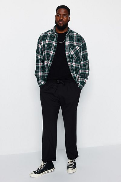 Trendyol Collection Pantaloni cu talie elastică, negri, de mărime Plus - TMNAW24AR00000