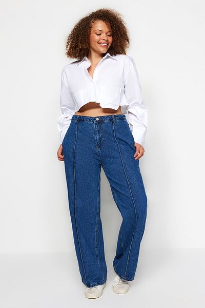 Trendyol Curve Dunkelblaue, gerippte, weit geschnittene Jeans mit hoher Taille TBBAW23CJ00013