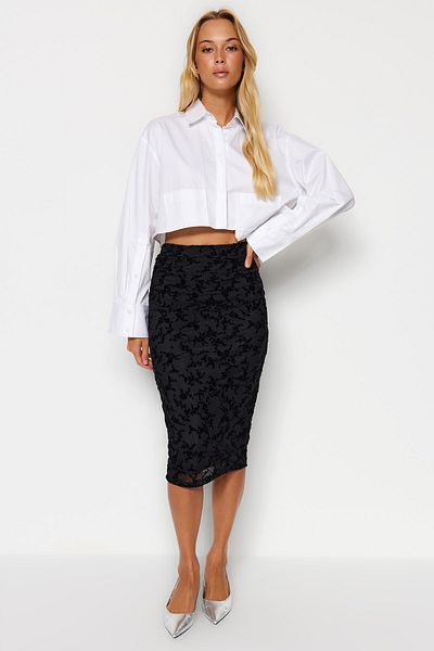 Trendyol Collection Černá tužka s potištěným tylem Midi s vysokým pasem strečová pletená sukně TWOAW24ET00163