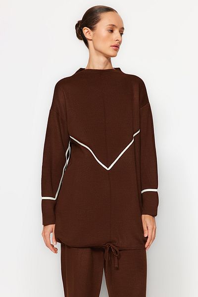 Trendyol Modest Καφέ γραβάτα Λεπτομερές σετ πλεκτών με ρίγες στο κάτω μέρος TCTAW24US00056
