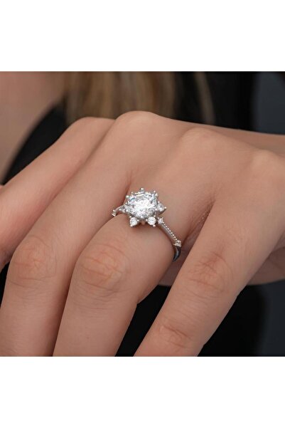 ALYANSEVİM Çiçek Desenli Zirkon Taşlı Gümüş Tektaş Yüzük