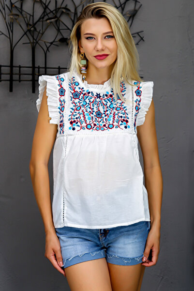 Chiccy White Ruffle Collar Sleeveless Embroidered Woven Blouse