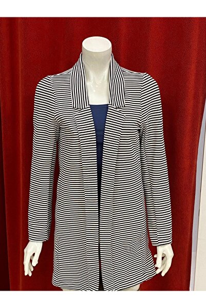 BUSEM Kadın Siyah Çizgili Duble Kol Blazer Ceket