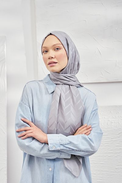 ARMANDA Italian Jacquard Zigzag Pattern Shawl - Gray