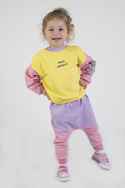 Harika KIDS طقم بدلة رياضية أساسية محبوكة ومطرزة من القماش بخيطين للرضع والفتيات والرضع