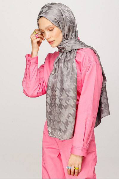 Mooncorn Houndstooth Pattern Shiny Jacquard Shawl