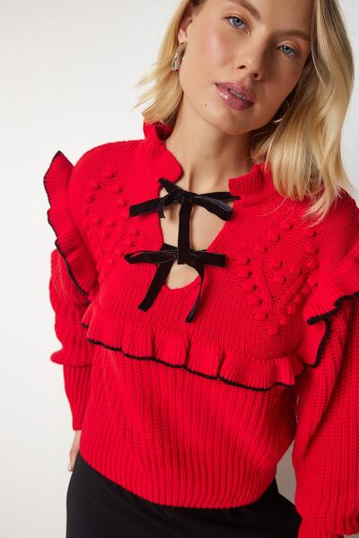 Happiness İstanbul Women's Red Ruffled Bow Collar Knitwear Sweater MT00112