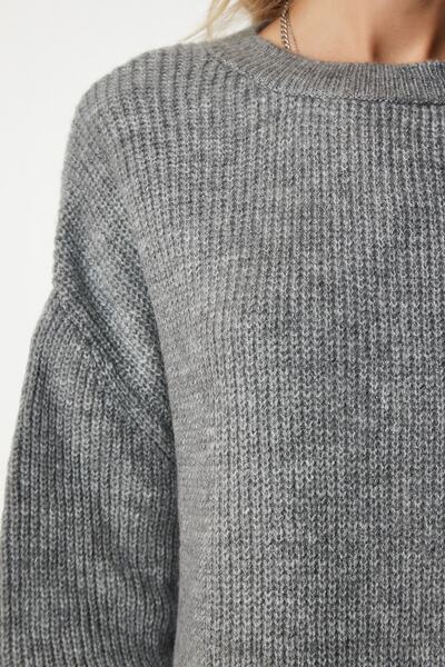 Happiness İstanbul Kadın Gri Oversize Uzun Basic Triko Kazak BV00099