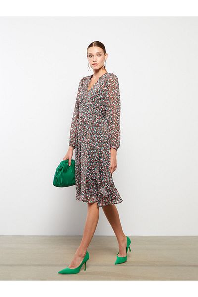 LC Waikiki V-nyakú mintás, hosszú ujjú sifon női ruha